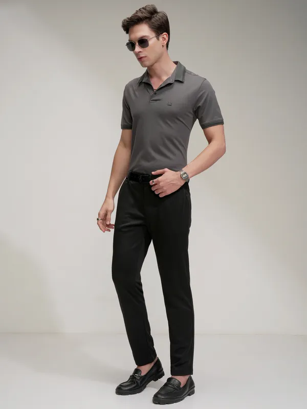 Purple By Highlander Men Black Regular Fit Solid Chinos