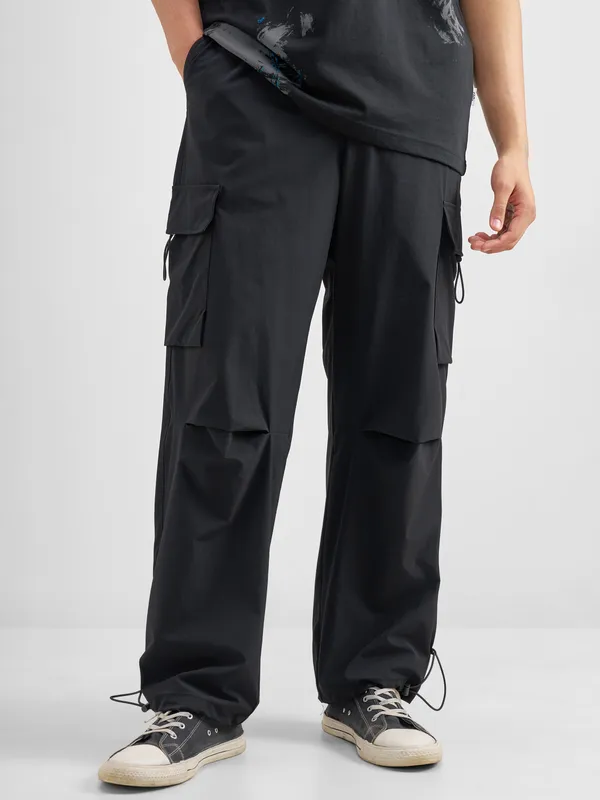 Purple By Highlander Men Black Baggy Fit Solid Cargos