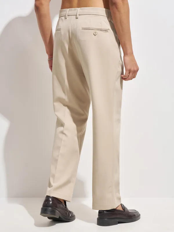 Purple By Highlander Men Beige Tapered Fit Solid Korean Pant