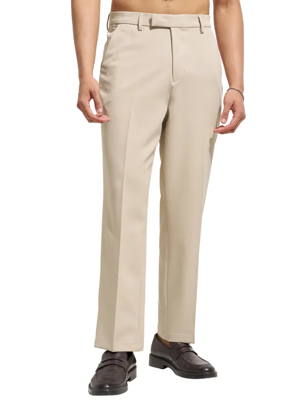 Purple By Highlander Men Beige Tapered Fit Solid Korean Pant