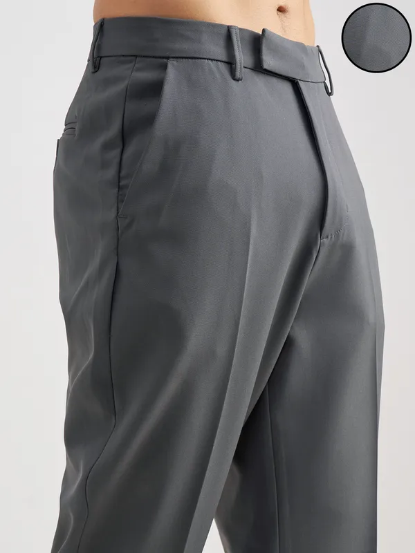 Purple By Highlander Men Grey Tapered Fit Solid Formal Trouser