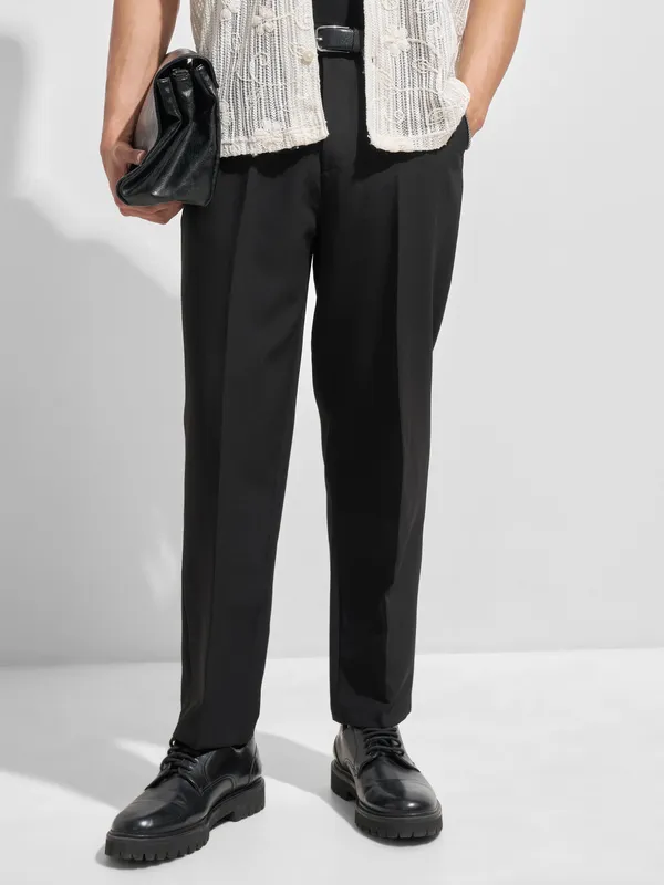 Purple By Highlander Men Black Tapered Fit Solid Korean Pant