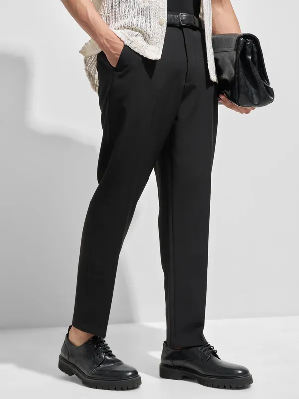 Purple By Highlander Men Black Tapered Fit Solid Korean Pant