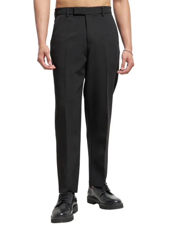 Purple By Highlander Men Black Tapered Fit Solid Korean Pant