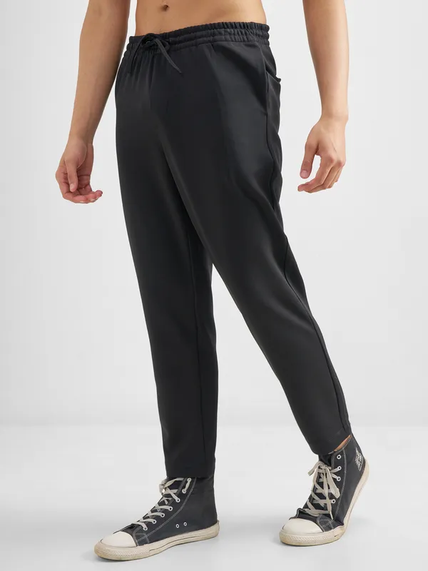 Purple By Highlander Men Black Tapered Fit Solid Regular Trouser