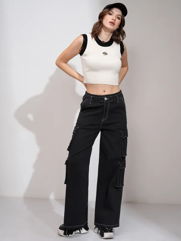 Tokyo Talkies Women Black Straight Fit Stretchable Jeans