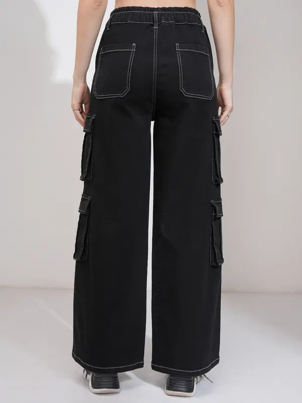Tokyo Talkies Women Black Straight Fit Stretchable Jeans
