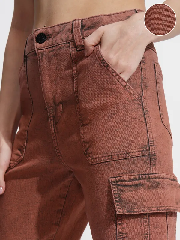 Tokyo Talkies Women Rust Straight Fit Stretchable Jeans