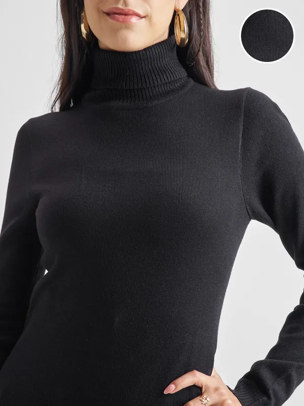 Tokyo Talkies Women Black Turtle Neck Sweater