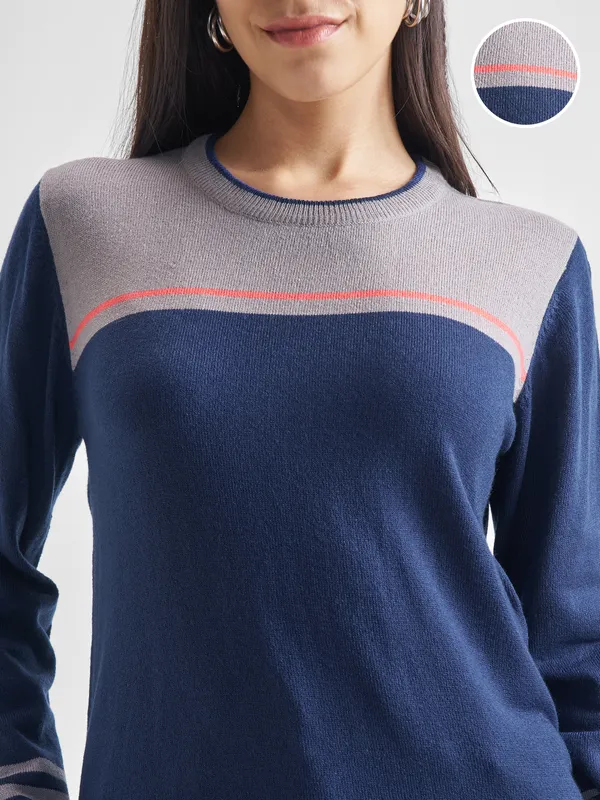 Women Colourblocked Sweater