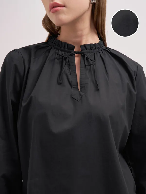 Tokyo Talkies Women Black Solid Regular Top