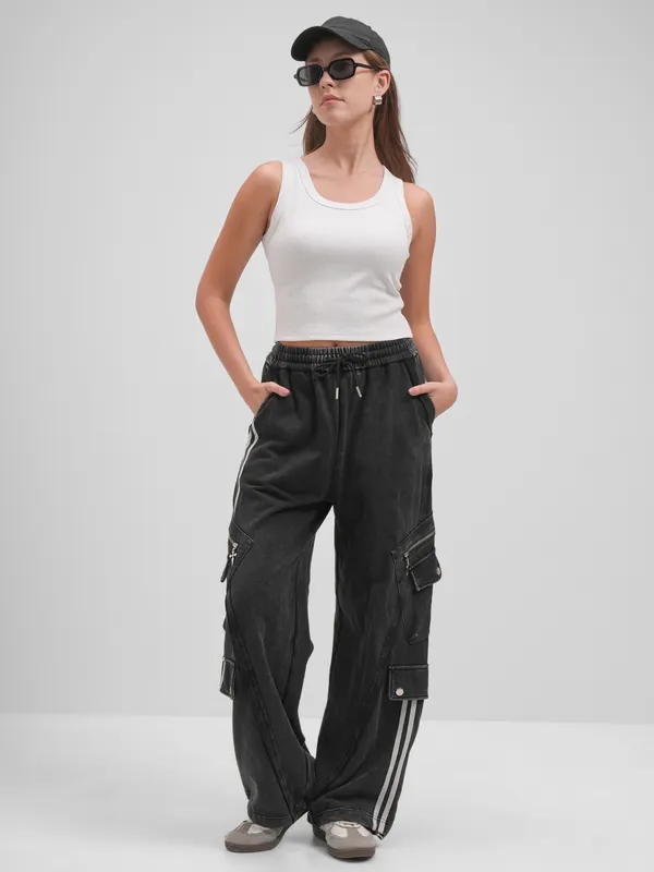 Tokyo Talkies Women Grey Solid Regular Top