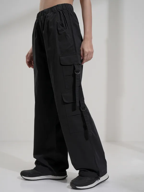 Tokyo Talkies Women Black Solid Straight Fit Cargos