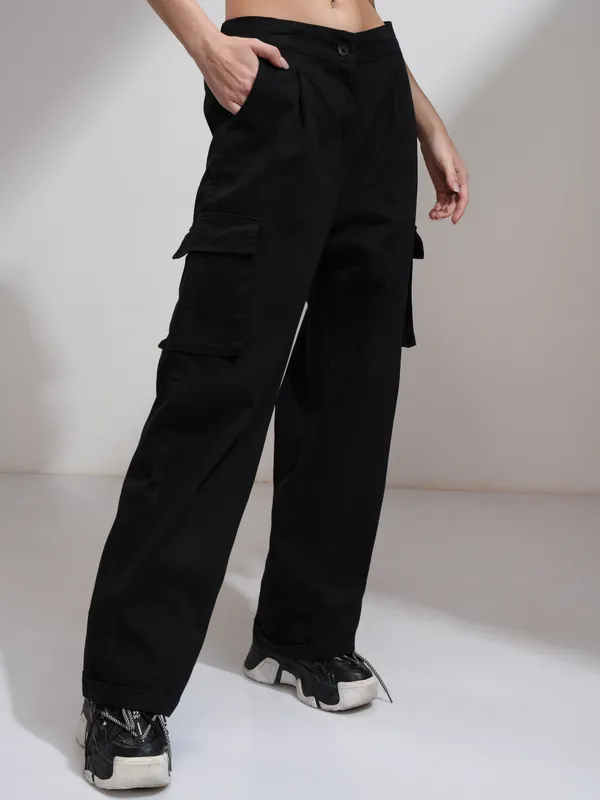 Tokyo Talkies Women Black Solid Straight Fit Casual Trouser