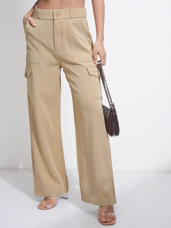 Tokyo Talkies Women Khaki Solid Straight Fit Cargos