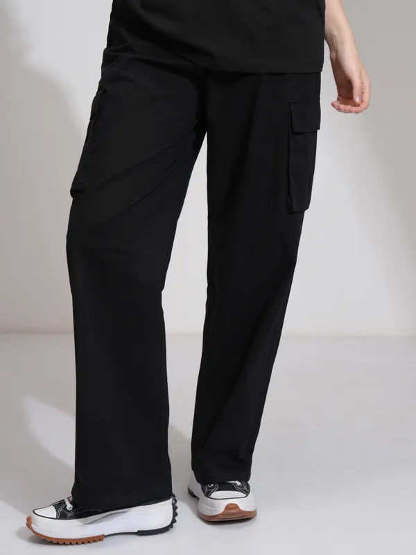 Tokyo Talies Women Black Solid Straight Fit Cargos