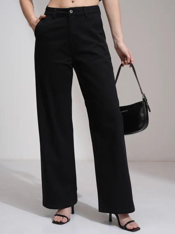 Solid Flared Casual Trouser