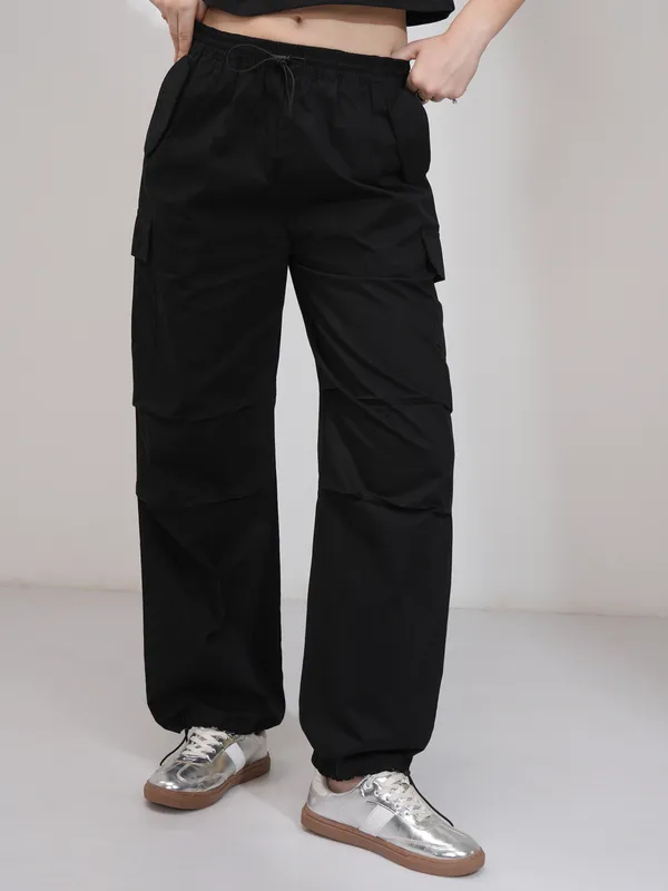 Tokyo Talkies Women Black Solid Straight Fit Cargos