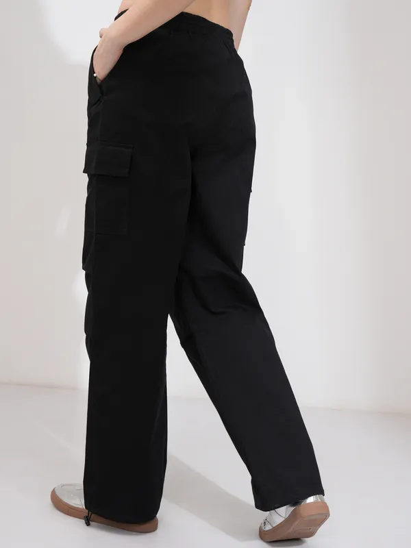Tokyo Talkies Women Black Solid Straight Fit Cargos