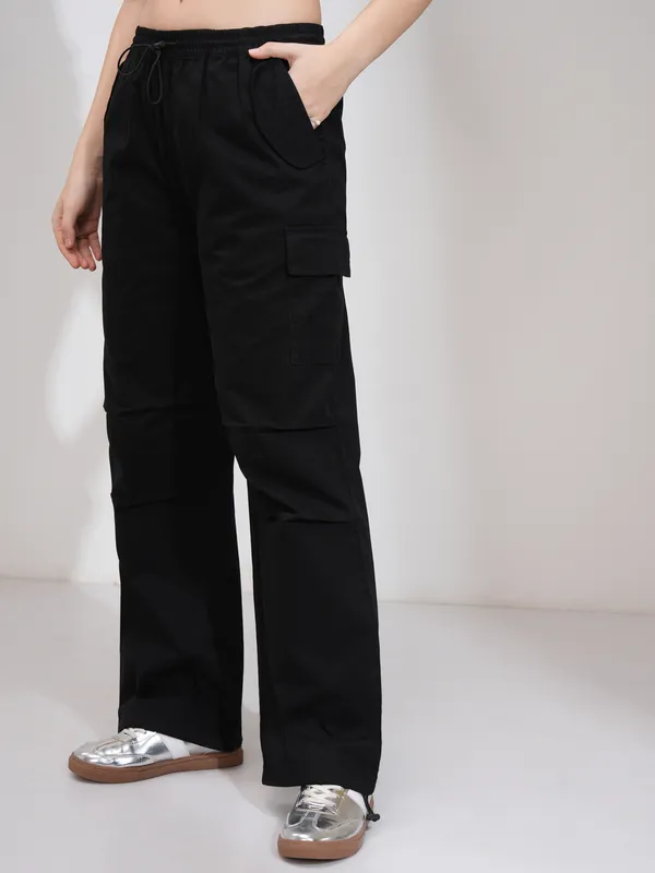 Tokyo Talkies Women Black Solid Straight Fit Cargos