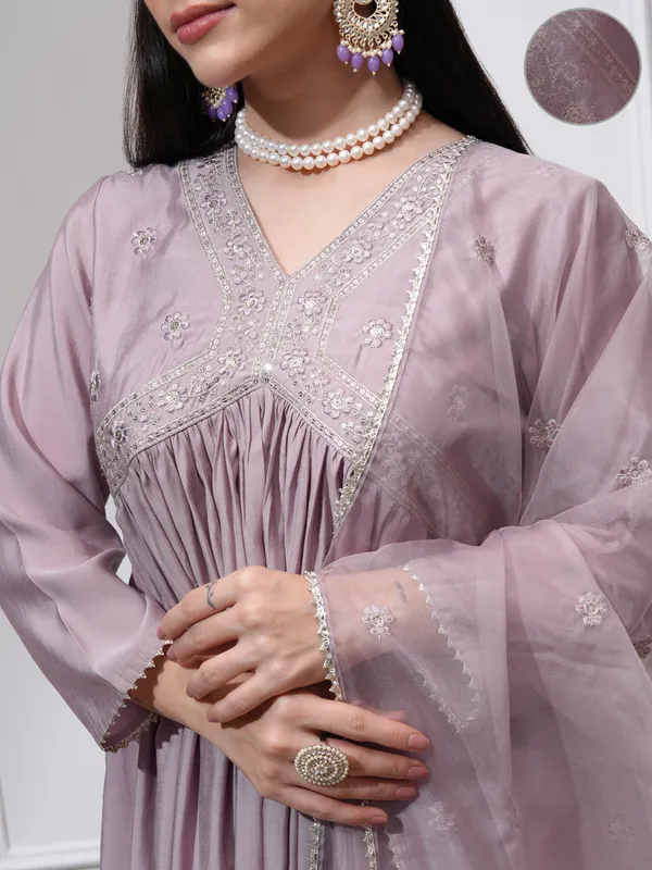 Vishudh Women Mauve Kurta With Palazzos And Dupatta
