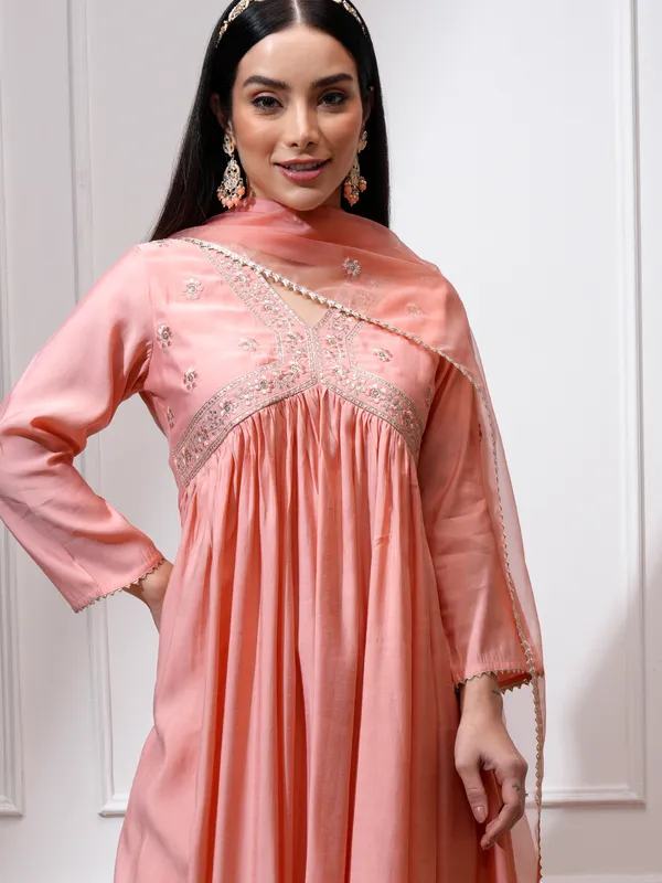 Vishudh Women Peach Kurta With Palazzos And Dupatta