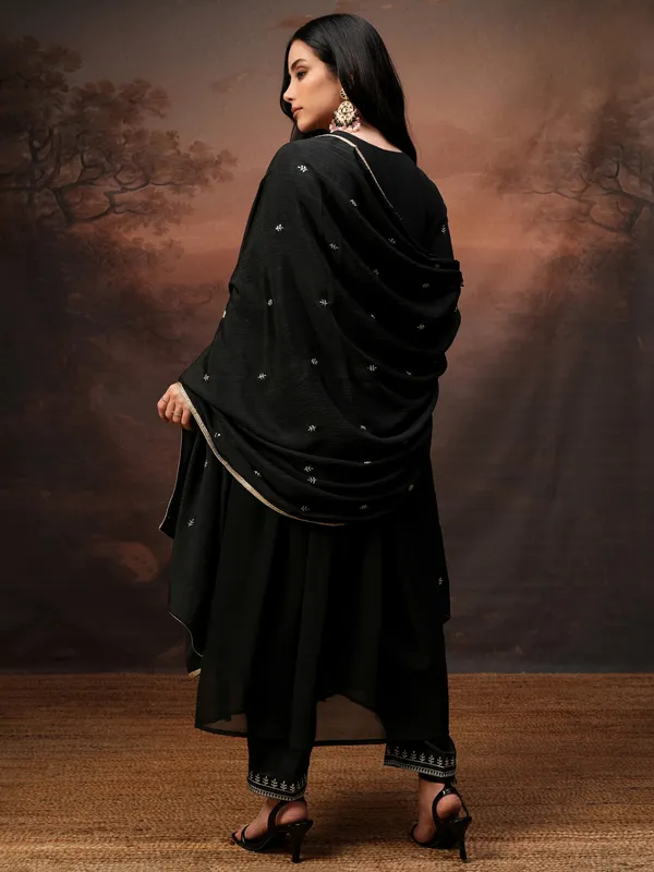 Vishudh Women Black Embroidered Kurta With Palazzo And Dupatta
