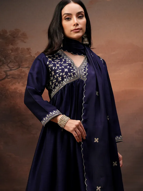 Vishudh Women Purple Embroidered Kurta With Palazzo And Dupatta