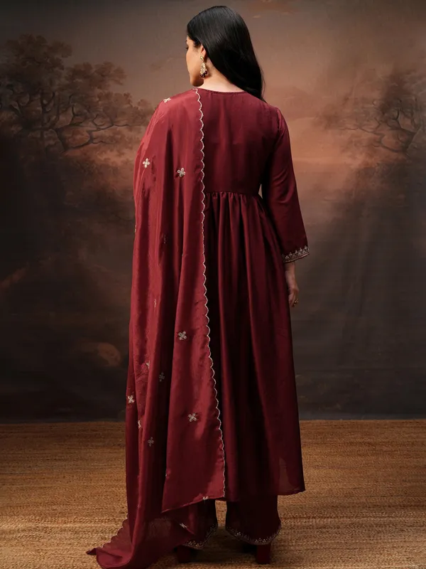 Vishudh Women Red Embroidered Kurta With Palazzo And Dupatta