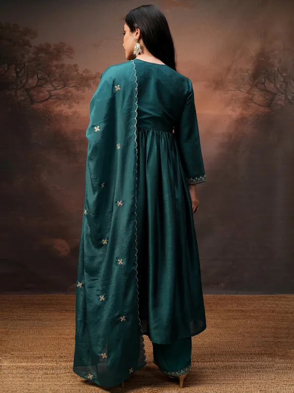 Vishudh Women Teal Embroidered Kurta With Palazzo And Dupatta