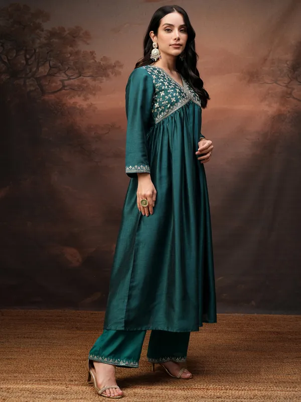 Vishudh Women Teal Embroidered Kurta With Palazzo And Dupatta