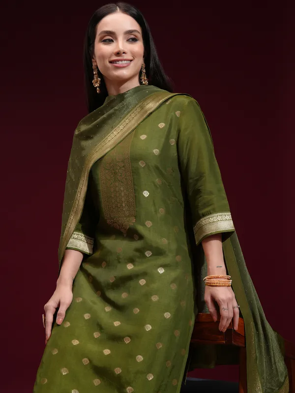 Vishudh Women Green Printed Kurta With Palazzo And Dupatta