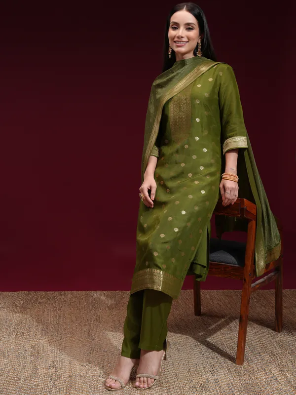 Vishudh Women Green Printed Kurta With Palazzo And Dupatta