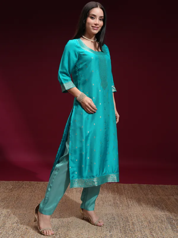 Vishudh Women Turquoise Printed Kurta With Palazzo And Dupatta