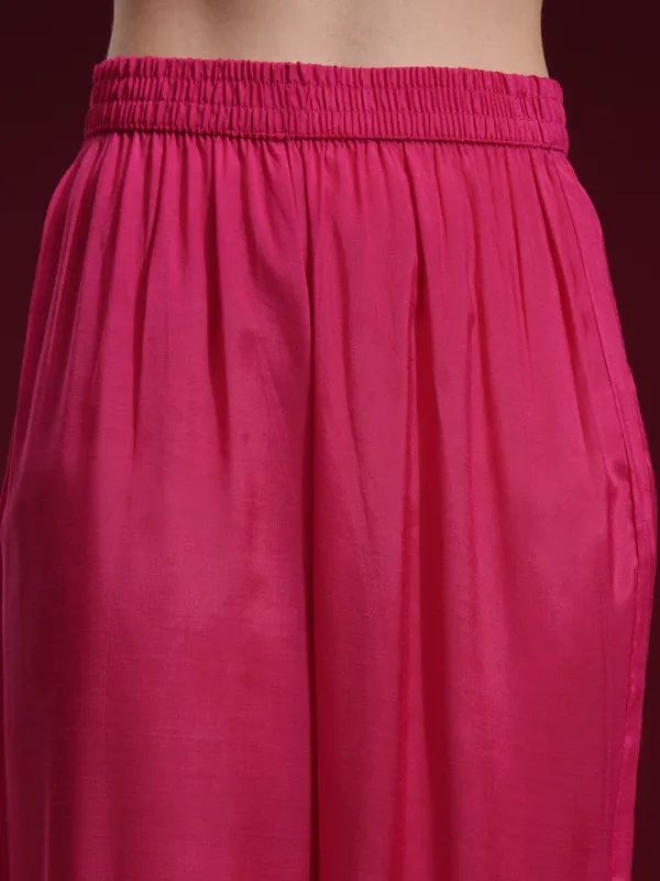 Vishudh Women Pink Printed Kurta With Palazzo And Dupatta