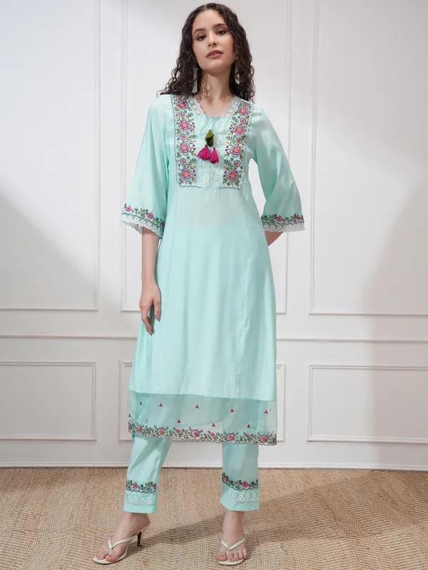 Vishudh Women Blue Embroidered Kurta With Trouser
