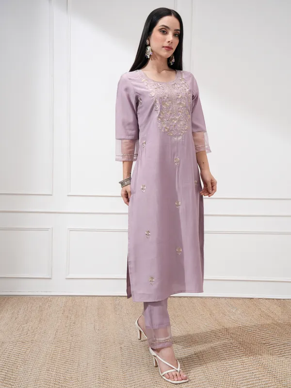 Vishudh Women Mauve Embroidered Kurta With Trousers And Dupatta