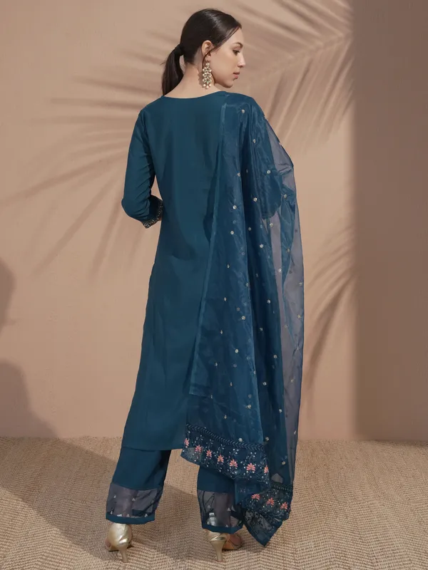Women Kurta With Trouser And Dupatta