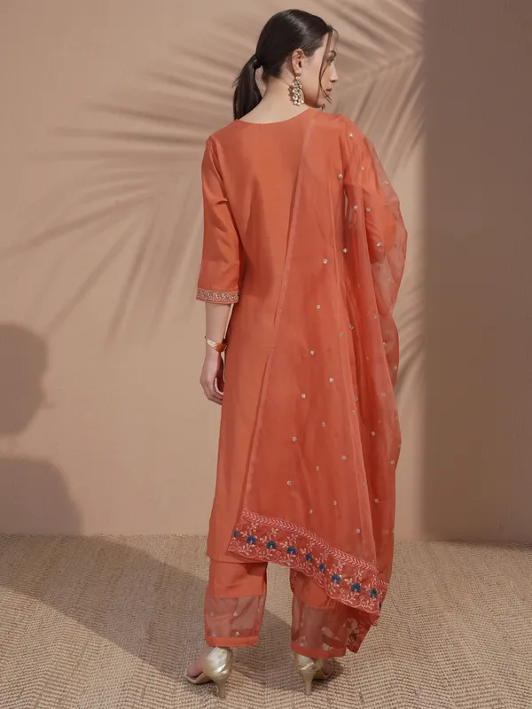 Women Kurta With Trouser And Dupatta