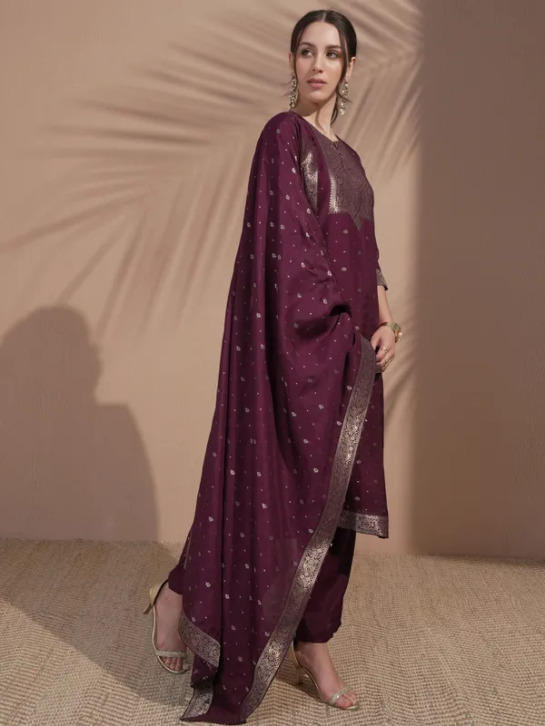 Vishudh Women Burgundy Printed Kurta With Trouser And Dupatta
