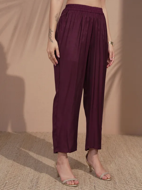 Vishudh Women Burgundy Printed Kurta With Trouser And Dupatta