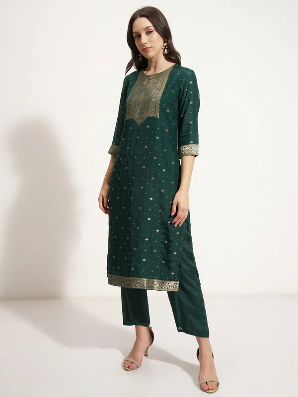 Women Kurta With Trouser And Dupatta