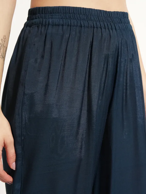 Women Kurta With Trouser And Dupatta