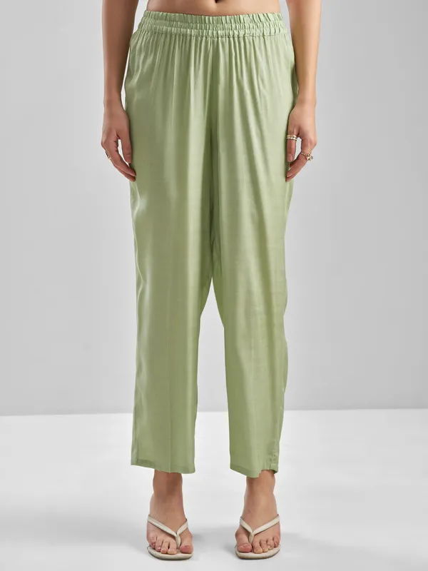 Vishudh Women Green Embroidered Kurta With Trouser And Dupatta