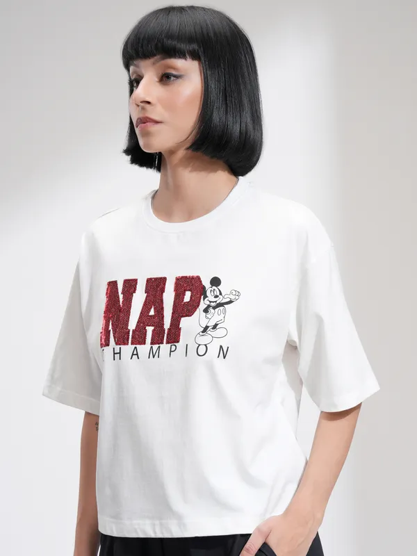 Disney By Tokyo Talkies Women White Mickey Mouse Printed Round Neck T-Shirt