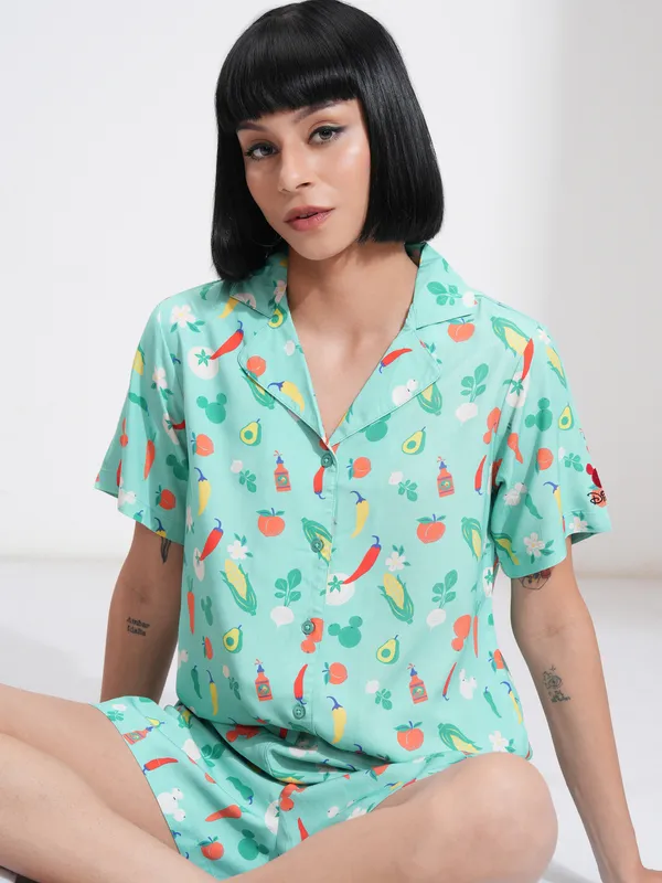 Disney By Tokyo Talkies Women Green Mickey Mouse Shirt With Short