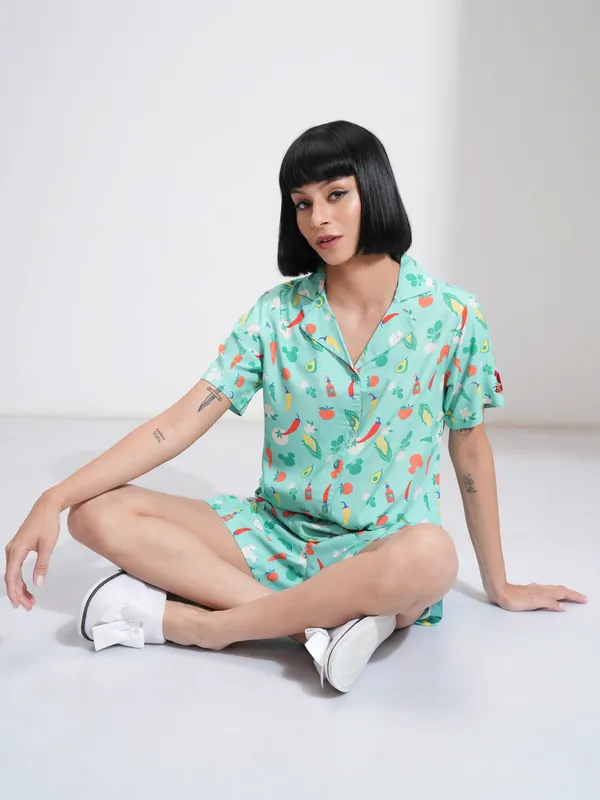 Disney By Tokyo Talkies Women Green Mickey Mouse Shirt With Short