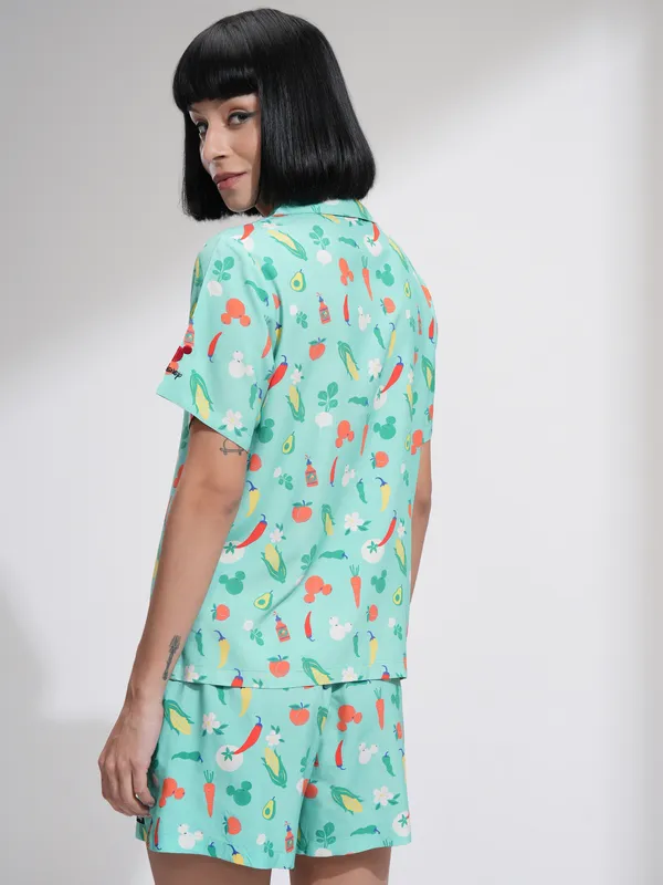 Disney By Tokyo Talkies Women Green Mickey Mouse Shirt With Short