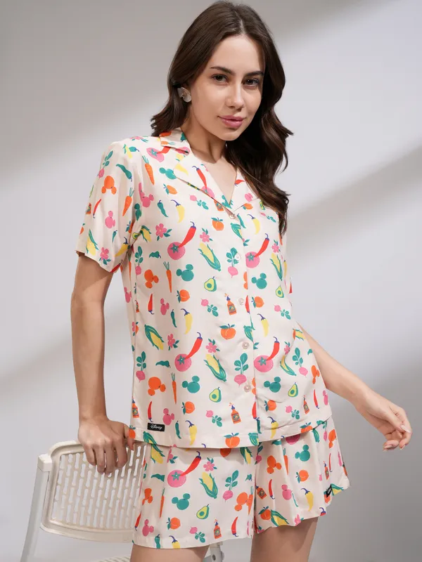 Disney By Tokyo Talkies Women Off White Mickey Mouse Shirt With Short