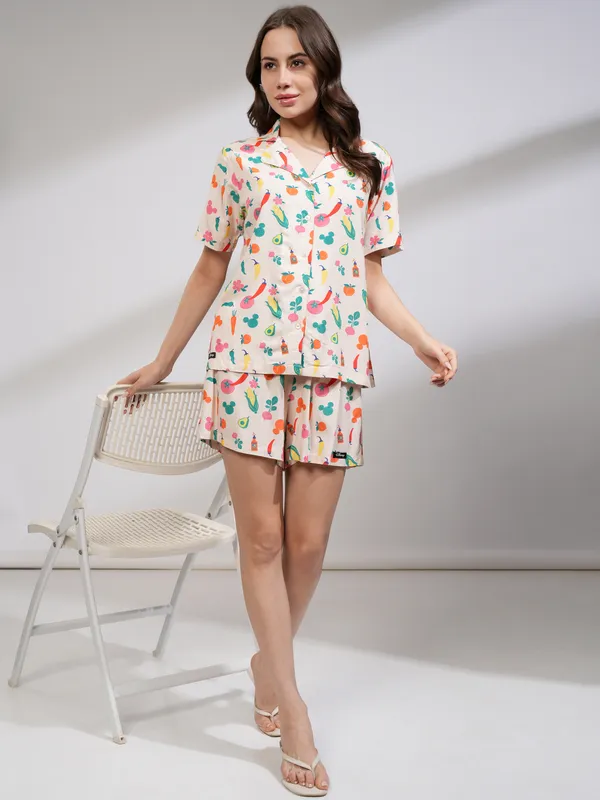 Disney By Tokyo Talkies Women Off White Mickey Mouse Shirt With Short
